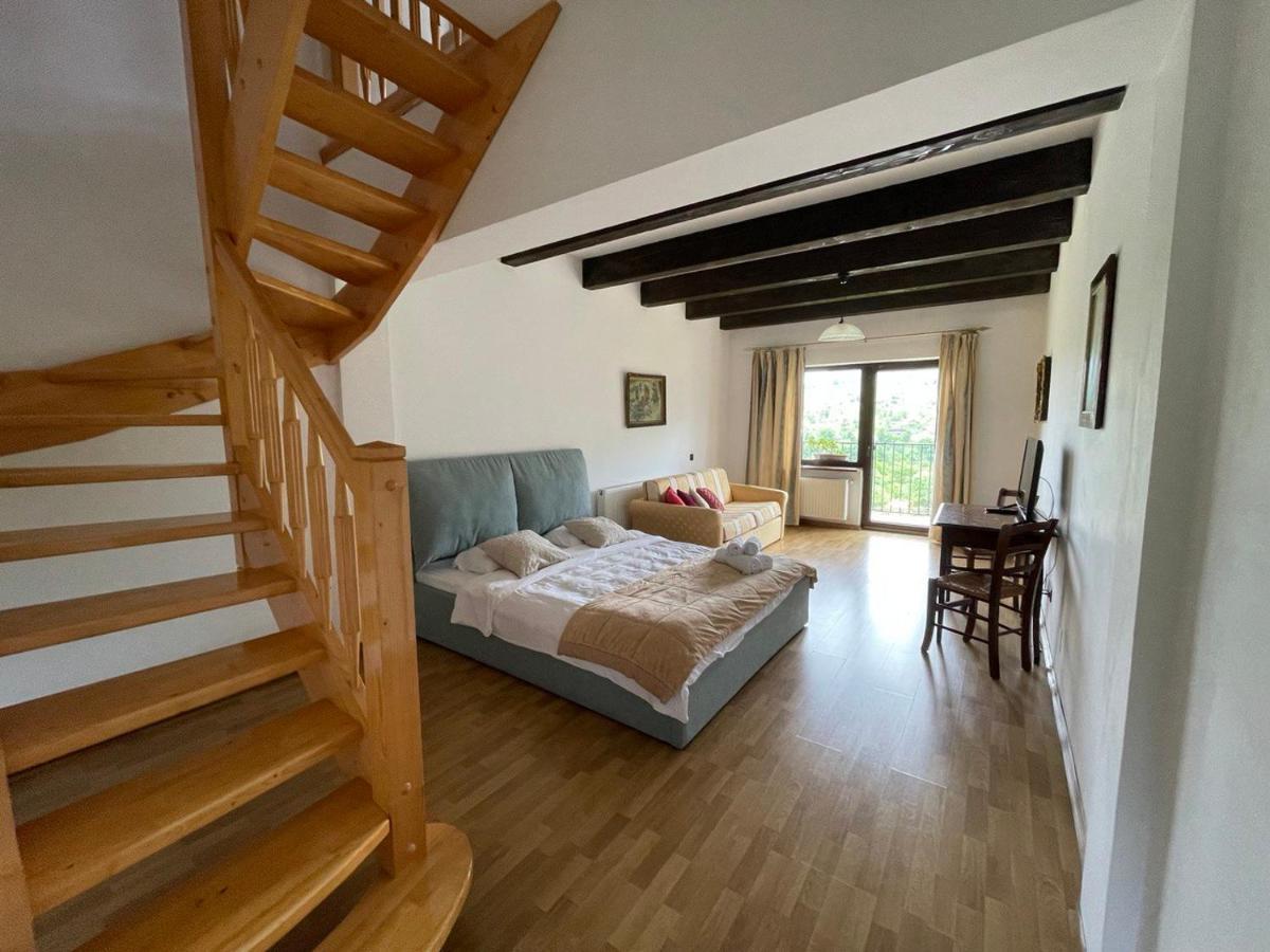 Pensiunea La Maison Bran (Brasov) Exterior foto